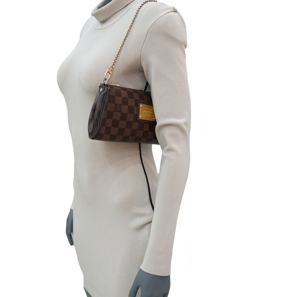🤎LV EVA DAMIER EBENE Pochette / Clutch🎀 2015 collection✨EUC✨ - Picture 17 of 17